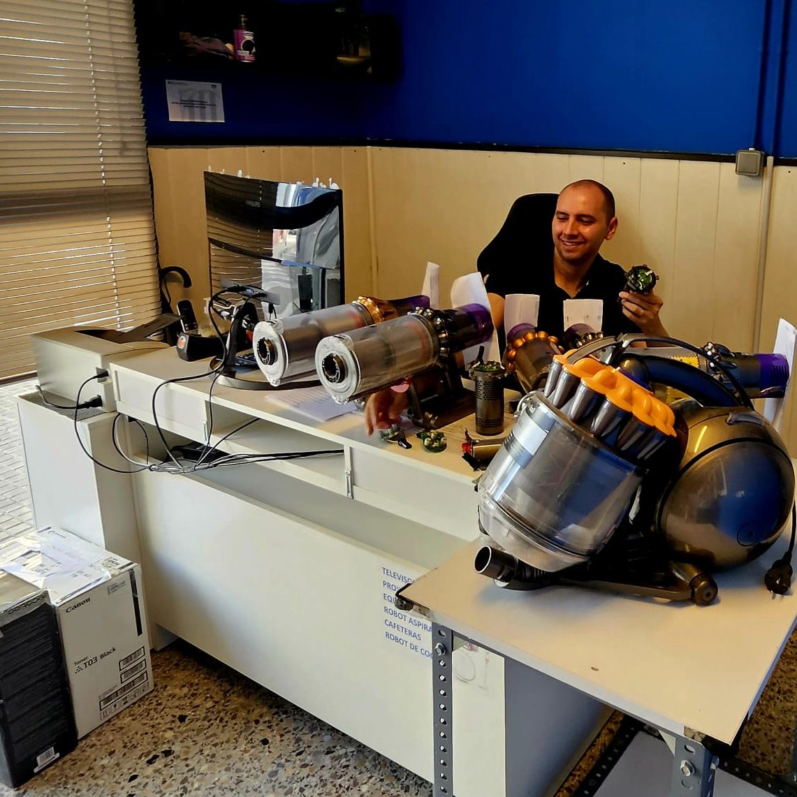 Repararemos su Dyson en Madrid, recogida y entrega en su casa